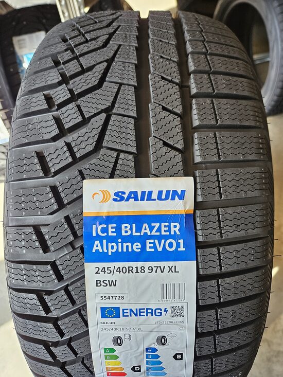 245/40R18 Sailun Alpine EVO